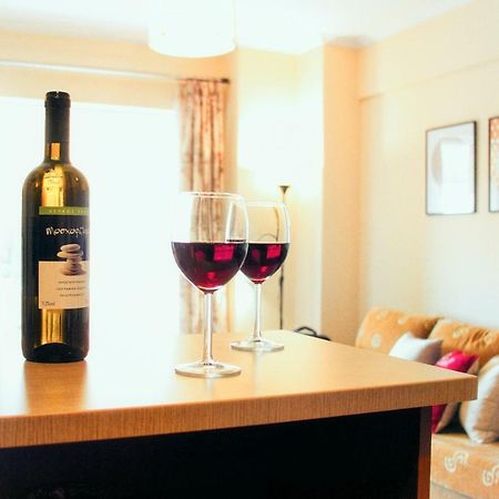 Charming Apartment Near Athens Center And The Sea Exterior photo